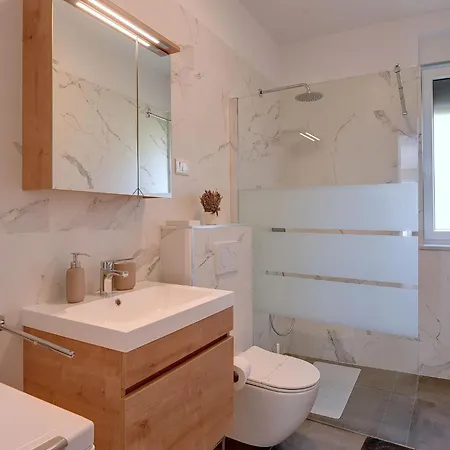 Apartamento In Croatia Near Adriatic Coast *