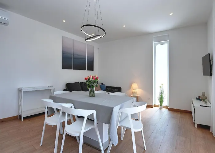 In Croatia Near Adriatic Coast Апартаменты