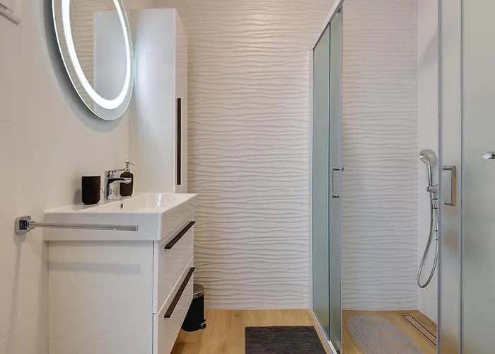 In Croatia Near Adriatic Coast Апартаменты